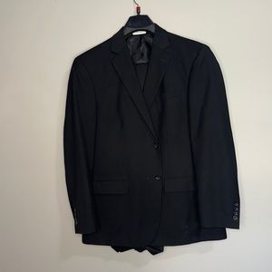 Men’s suit like new condition